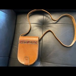 VINTAGE LEATHER CROSSBODY SADDLE BAG